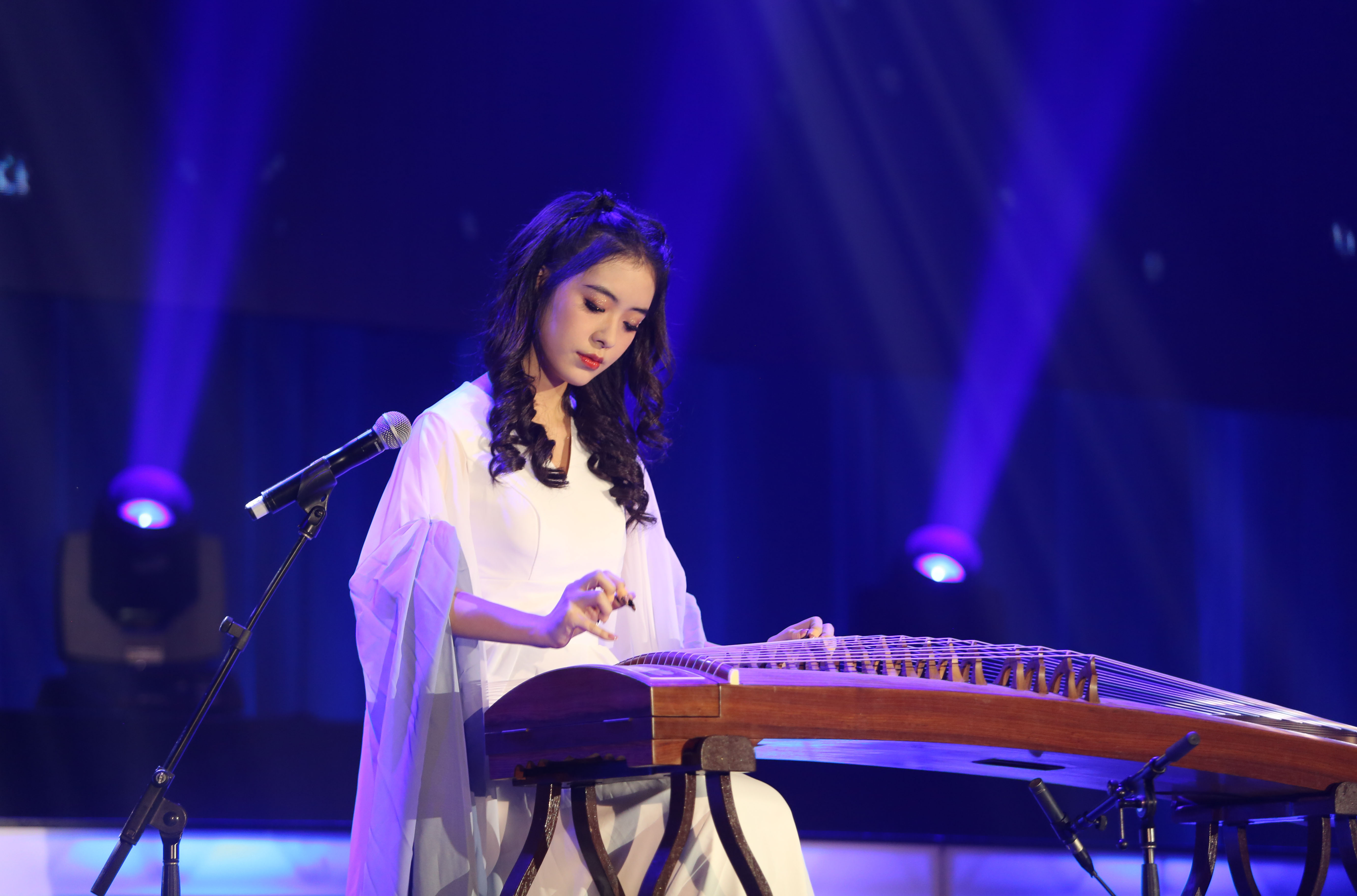 圖6d. 佳麗們分別帶來精彩的才藝表演，贏得觀眾及評委熱烈掌聲.jpg